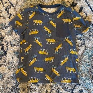 Tigers on skateboards short sleeved shirt - size 7 - OshKosh B’gosh